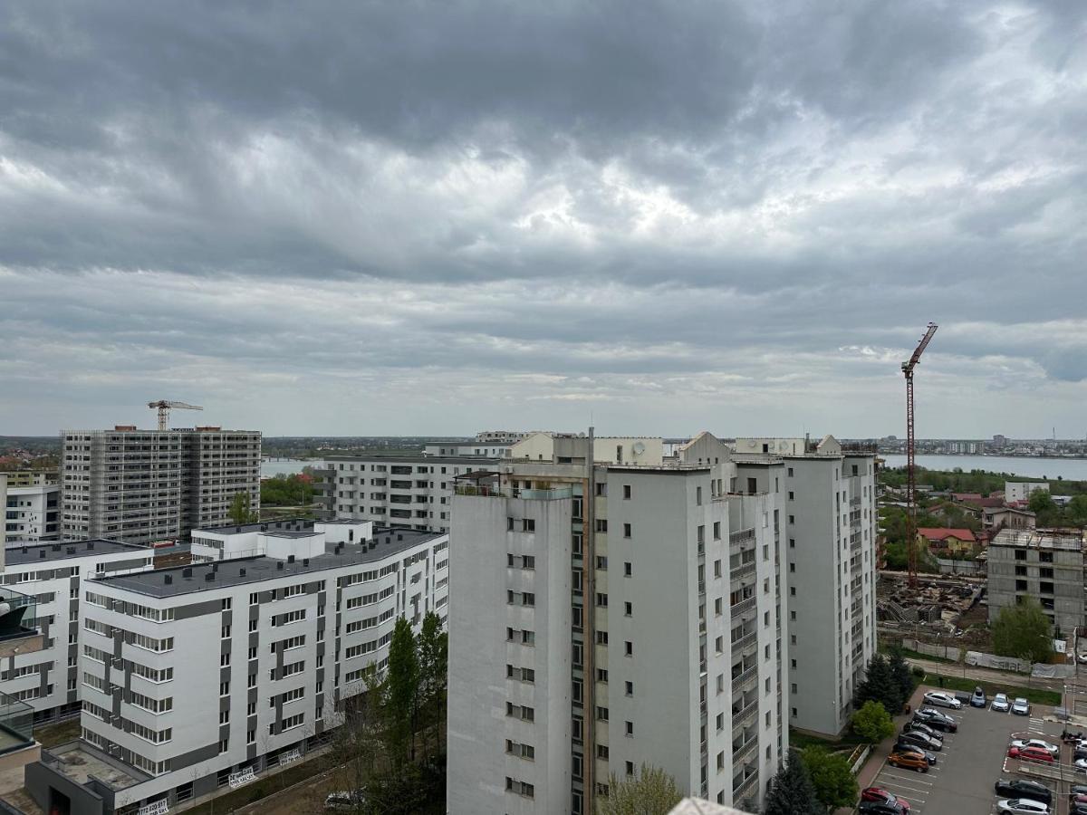 Fabulous Penthouse Lakeview W20 דירה בוקרשט