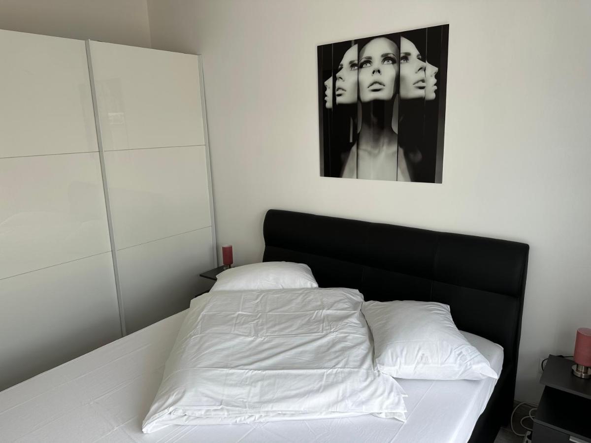 Fabulous Penthouse Lakeview W20 בוקרשט